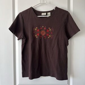 Classic Elements Brown Short Sleeve Tee with Floral Embroidery